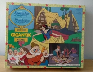 VNTG 1993 Walt Disney SNOW WHITE & SEVEN DWARFS Kids Board Game/Toys SEALED Rare - Picture 1 of 2