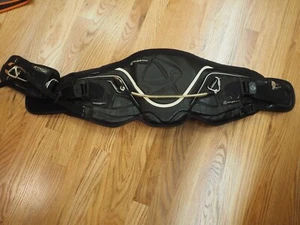 Mystic Battle Belt Harness kiteboarding Surfing Mens XXS 26-28" - Picture 1 of 6