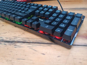 Trust Gaming X - AZOR Illuminated Gaming Keyboard - Picture 1 of 21
