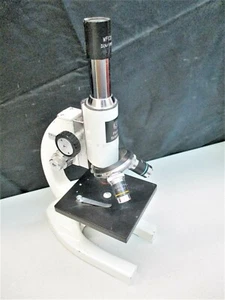 Fisher Scientific Monocular Microscope W/ WF10X Eyepiece & 4X,10X,40X Objectives - Picture 1 of 6