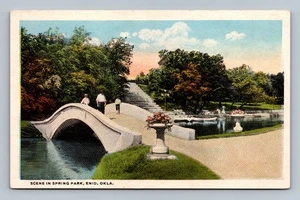 Vintage Leinen Postkarte Spring Park Enid Oklahoma geschwungene Brücke - Bild 1 von 2