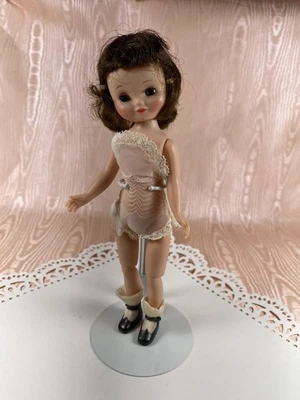 De colección 1950 8” Betsy McCall todo plástico duro Foto 1 de 4