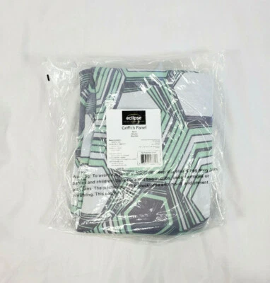 Panel de cortina Eclipse verde menta Griffith Blackout varilla-bolsillo, 37"x84"           Foto 1 de 3