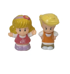 Fisher Price Lote De 2 Little People Eddie Naranja Tanque Y Niña Rosa Vestido Rubio - Imagen 1 de 7