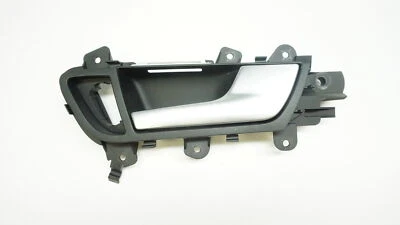Manija de puerta interior trasera pasajero B8 Audi S4 2009-2016 A4 S4 Allroad Foto 1 de 3