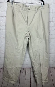 Dockers Classic Fit mens pleated chino khakis work dress pants, sz 38 x 30, NWT - Picture 1 of 7