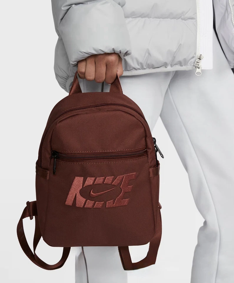 UNISEX NIKE SPORTSWEAR FUTURA 365 MINI BACKPACK BLACK