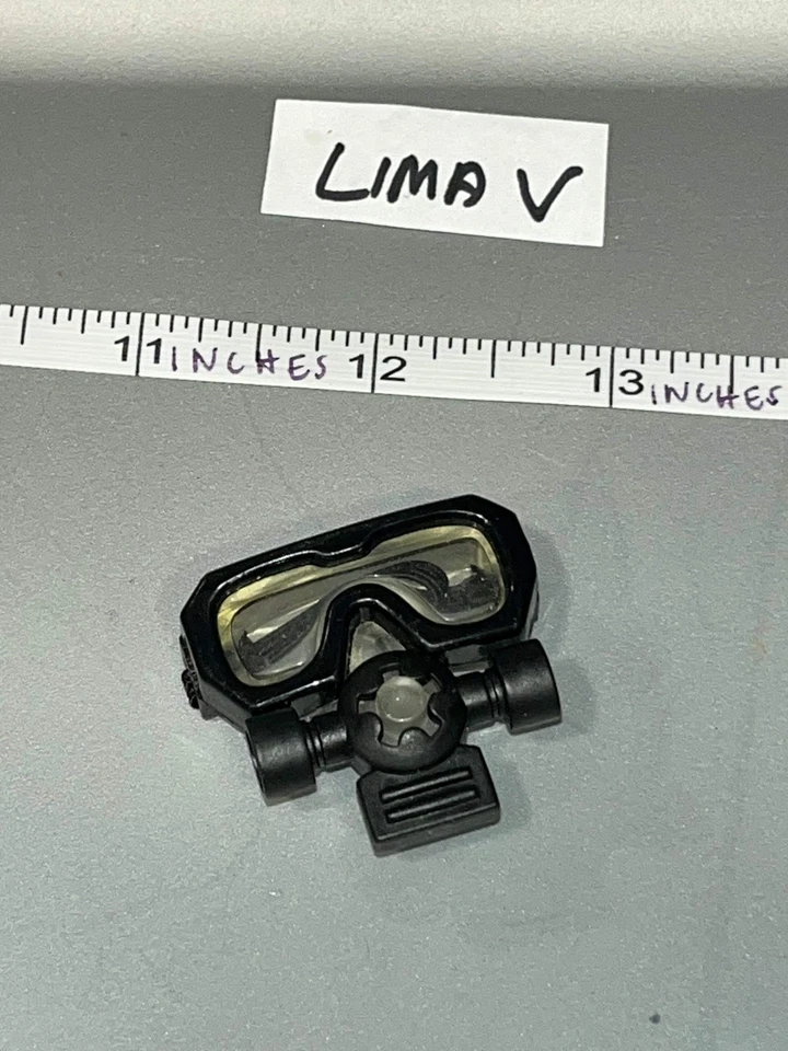 1:6 Modern Era Scuba Mask - Image 1 of 1