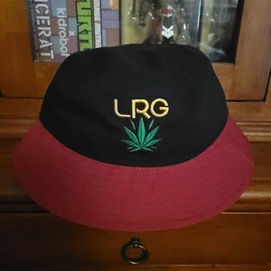 NEU HERREN BURGUNDERROT SCHWARZ LRG LIFTED RESEARCH GROUP BUCKET-HUT EINHEITSGRÖSSE PASST DEN MEISTEN - Bild 1 von 2