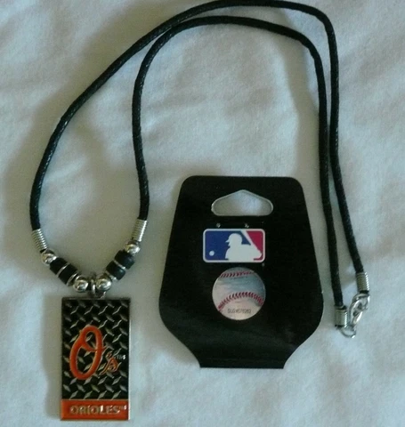 Baltimore Orioles  MLB Licensed Necklace  (11) Cover