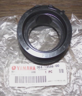 YAMAHA GRIZZLY 700 CYLINDER HEAD TO THROTTLE BODY RUBBER INTAKE BOOT FLANGE - Image 1 of 4