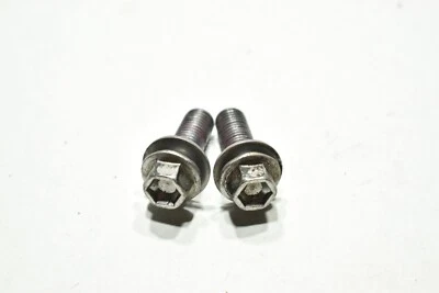 Juego de pernos de montaje de soporte lateral Kawasaki Ninja ZX10R 2021-2023 Foto 1 de 4