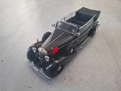 Mercedes-Benz 770 K, Cabrio-Limousine, 1938, schwarz, 1:18, Signature Models - Bild 1 von 4