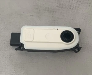 Sonceboz Smart BLDC Stepper Actuator 5877R1006, 68 29 85 31, 68298531 - Picture 1 of 6