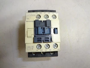 TELEMECANIQUE LC1D09BL AC CONTACTOR - Picture 1 of 6