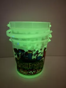 4 Vintage Hardee's Glow-in-the-Dark Halloween Buckets Pails - Picture 1 of 6
