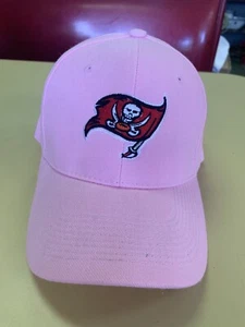 Tampa Bay Bucs Pink Baseball Hat Cap Adjustable, Hook Loop Back New - Picture 1 of 4