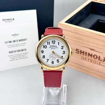Reloj para hombre Shinola Runwell 47MM esfera blanca cuero marrón estrella cuarzo Foto 1 de 4