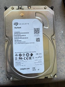 Seagate Barracuda 3TB 3.5" Hard Drive ST3000VX009 - Picture 1 of 2