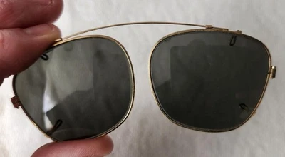 Vintage Smoke Lenses Sunglasses Eye Glasses Clip On Spectacles Steampunk Retro - Image 1 of 4