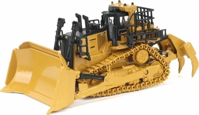 Cat D11 Dozer TKN Design with Metal Tracks in 1:87 scale by Diecast Masters - Image 1 of 3
