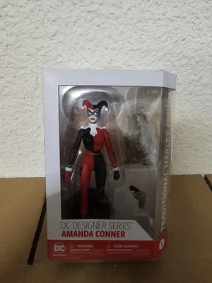 DC DESIGNER SERIES AMANDA CONNER TRADICIONAL HARLEY QUINN  Foto 1 de 4