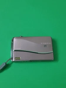 Fujifilm FinePix Z800 EXR Pink 12.0MP Digital Camera No battery No charger - Picture 1 of 7