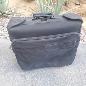 Briggs and Riley U78 Deluxe Super Large Wardrobe 24” Rolling Wheeled Bag - Picture 1 of 12