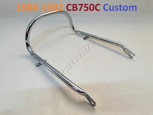 1980-1982 Honda CB750C Grab Rail. CB750 C Custom Seat Rear Bumber. 84100-425-730 - Foto 1 di 24