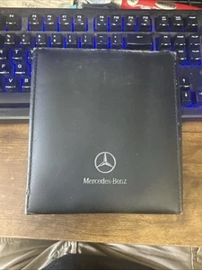 Estuche de CD de cuero para Mercedes Benz usado - Imagen 1 de 4