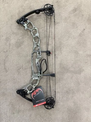 APA Innovations King Corba DG Compound Bow Right-hand 70lb - Image 1 of 4