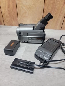 Sony Handycam CCD-TRV52 8mm Analog Camcorder - Tested and Working - Picture 1 of 17