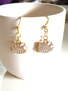 Sweet Pink Bow Crystal Hello Kitty Character Gold Plated Earrings - Picture 1 of 8
