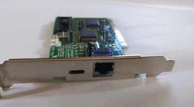 D-LINK DFE-530TX+ 10/100 Fast Ethernet Desktop Adapter - Image 1 of 4