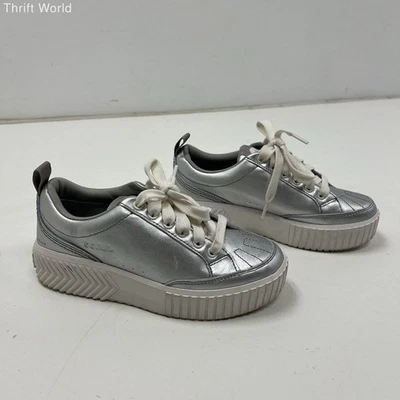 Sorel Out N About III 低金属银色防水运动鞋女式 7 码 — 第 1/4 张图片