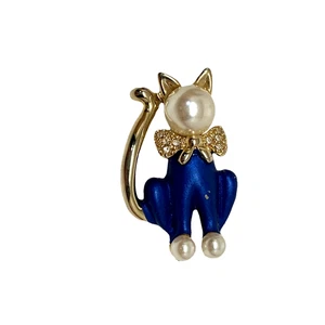 Broche prendedor vintage gatito gato perlas de imitación pedrería esmalte azul tono dorado raro - Imagen 1 de 13