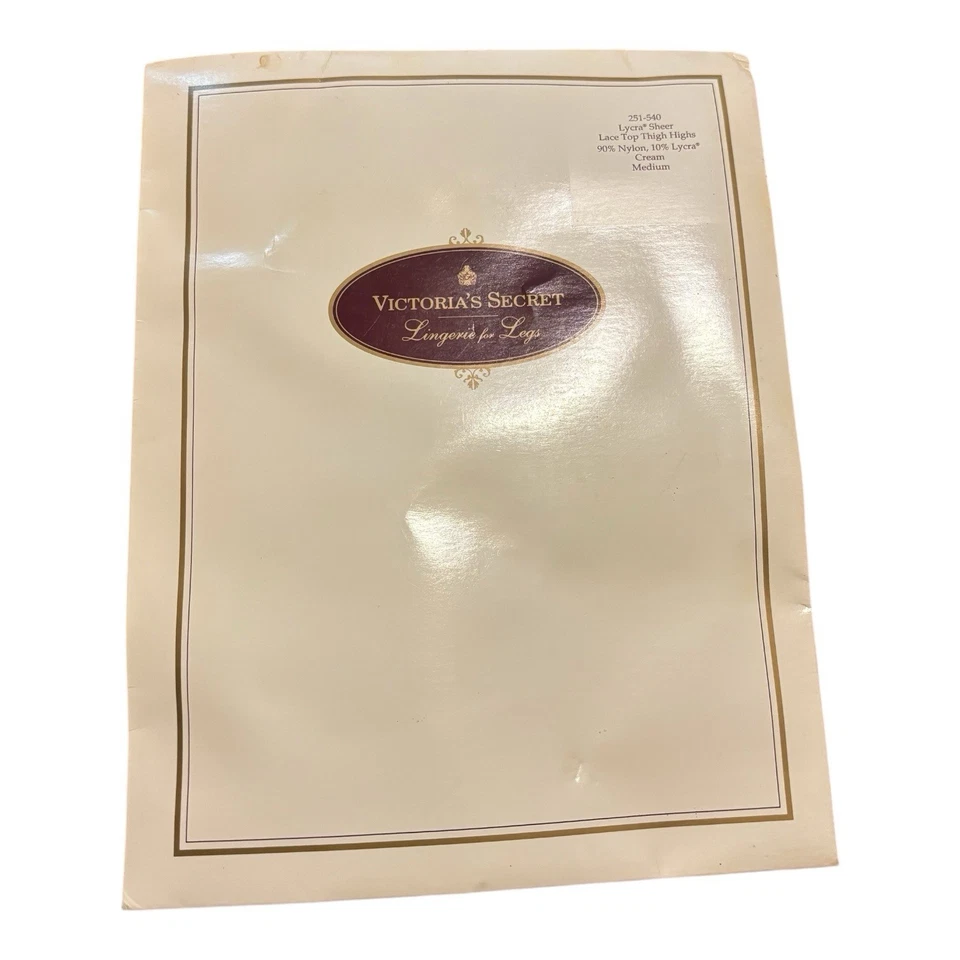 Medias vintage Victoria's Secret de encaje transparente hasta el muslo crema 251-540 talla M Foto 1 de 4