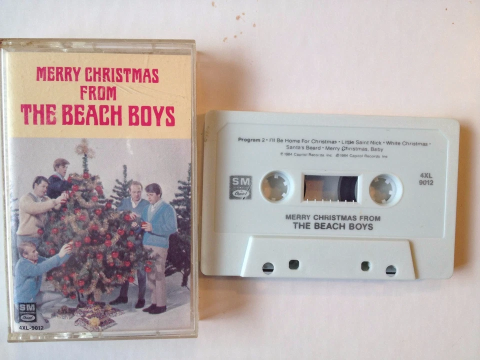 RARE CASSETTE: MERRY CHRISTMAS FROM THE BEACH BOYS (4XL-9012) 9 TUNES - Image 1 of 1
