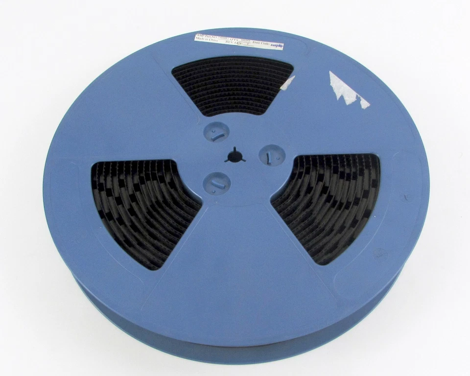 Carrete de (279) AMP / TE / Tyco 3-822499-1 zócalo 44 mm carrete de cinta 44 contactos Foto 1 de 2