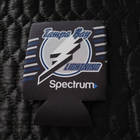 TAMPA BAY LIGHTNING CAN COOLER Cover