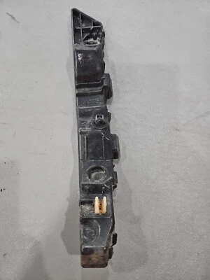 SOPORTE PARACHOQUES DELANTERO DERECHO KIA SPORTAGE 2010-2015 OE 86514-3W000 Foto 1 de 4