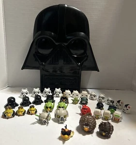 Angry Birds Star Wars "Darth Vader" Case W/ 35 Figures (R) - Picture 1 of 5