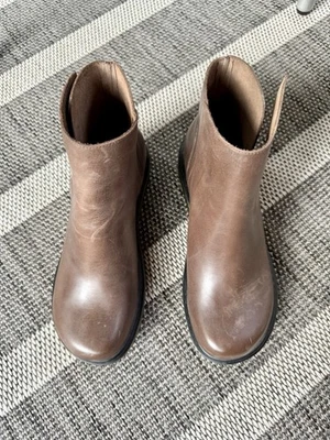 Botas Shelby Doc Dr. Martens Air Wair Cuero Marrón EE. UU. Para Mujer Talla 7  Foto 1 de 4