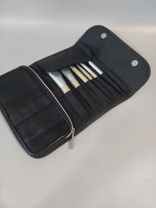Artistry Amway Makeup Brush Set of 5 Brushes & Black Folding Pouch & Lip - Picture 1 of 14
