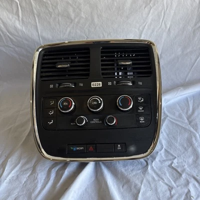 CHRYSLER CHRYSLER TOWN COUNTRY 2011 - 2016 TEMPERATURE CLIMATE CONTROL  Caravan - Image 1 of 4