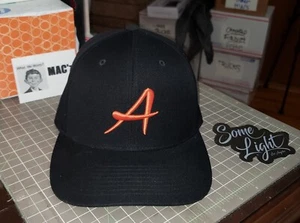 🧢Cappello Berretto Baseball Snapback 6 Pannelli Nero⚡TUTTO L'ABBIGLIAMENTO CASH⭐Classico "A"⚡inLA - Foto 1 di 4