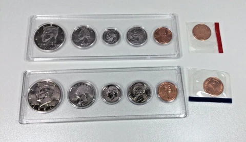 1991 US Mint Uncirculated P & D Sets - 10 Coins - Birth Year In Whitman Holders Cover
