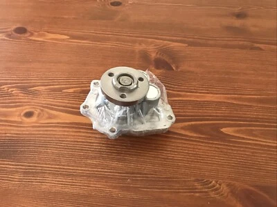 Part # 24405896 Engine Water Pump For Chrysler, Cruz, Opel, Enron, SAAB - Image 1 of 4