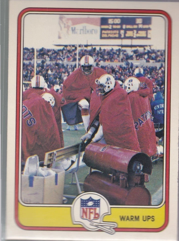 1981 FLEER FOOTBALL #80 NEW EGLAND PATRIOTS NMMT/MINT *54517 - Image 1 of 1