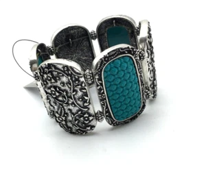 Pulseras turquesa/plata CHICO'S NUEVAS CON ETIQUETAS - Imagen 1 de 5